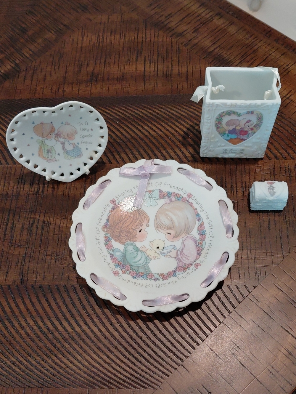 Precious Moments White Trinket Plate Set with Pastel Pink Ribbon Accents